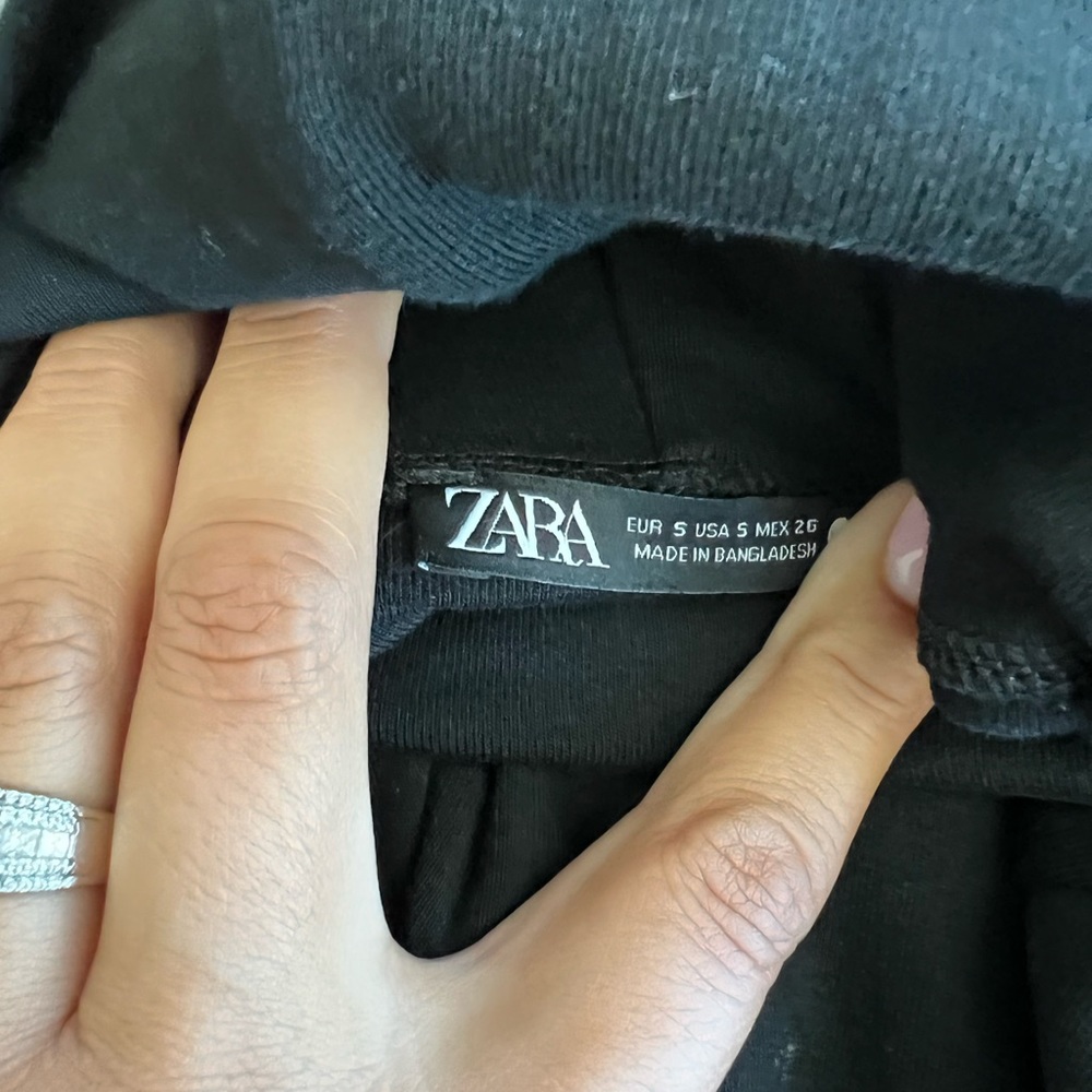 Zara Black Turtleneck - Picture 4 of 4